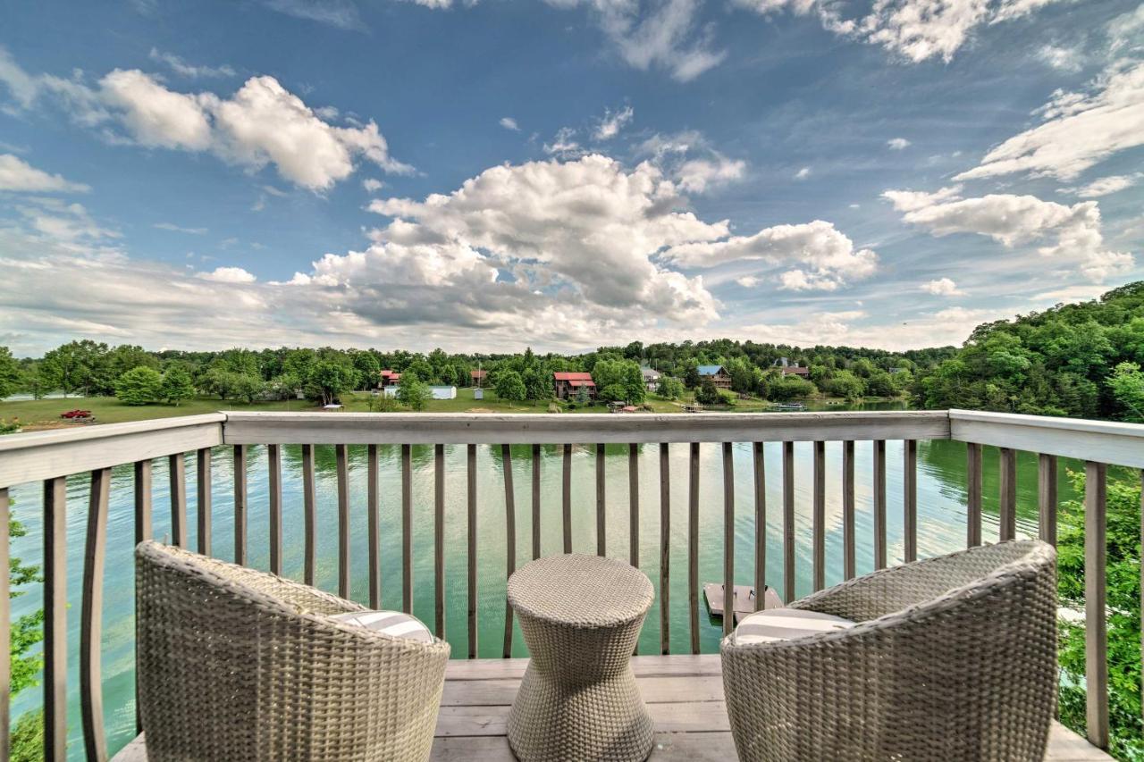 Sevierville Lake House With Deck And Foosball Table! ภายนอก รูปภาพ