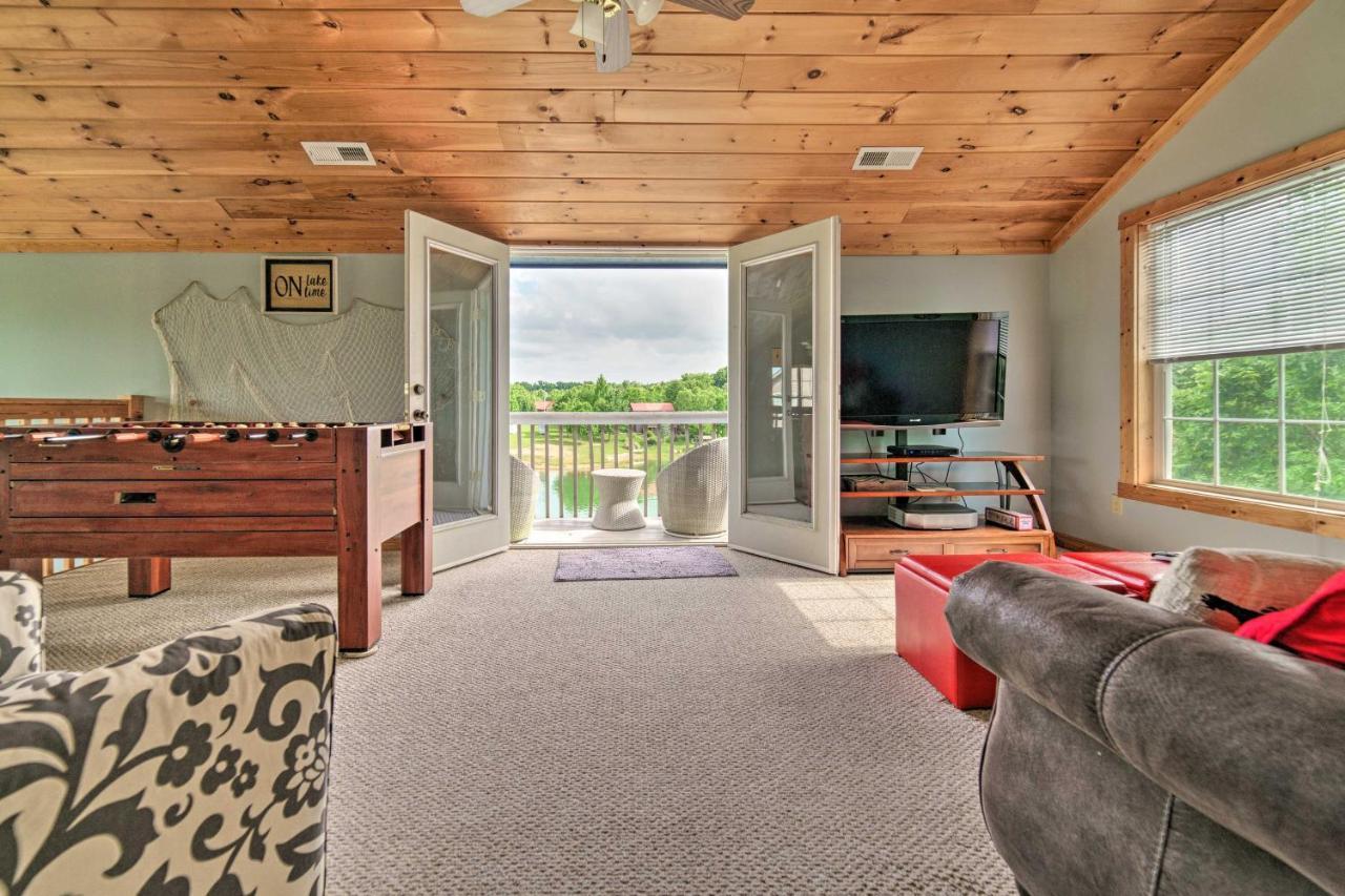 Sevierville Lake House With Deck And Foosball Table! ภายนอก รูปภาพ