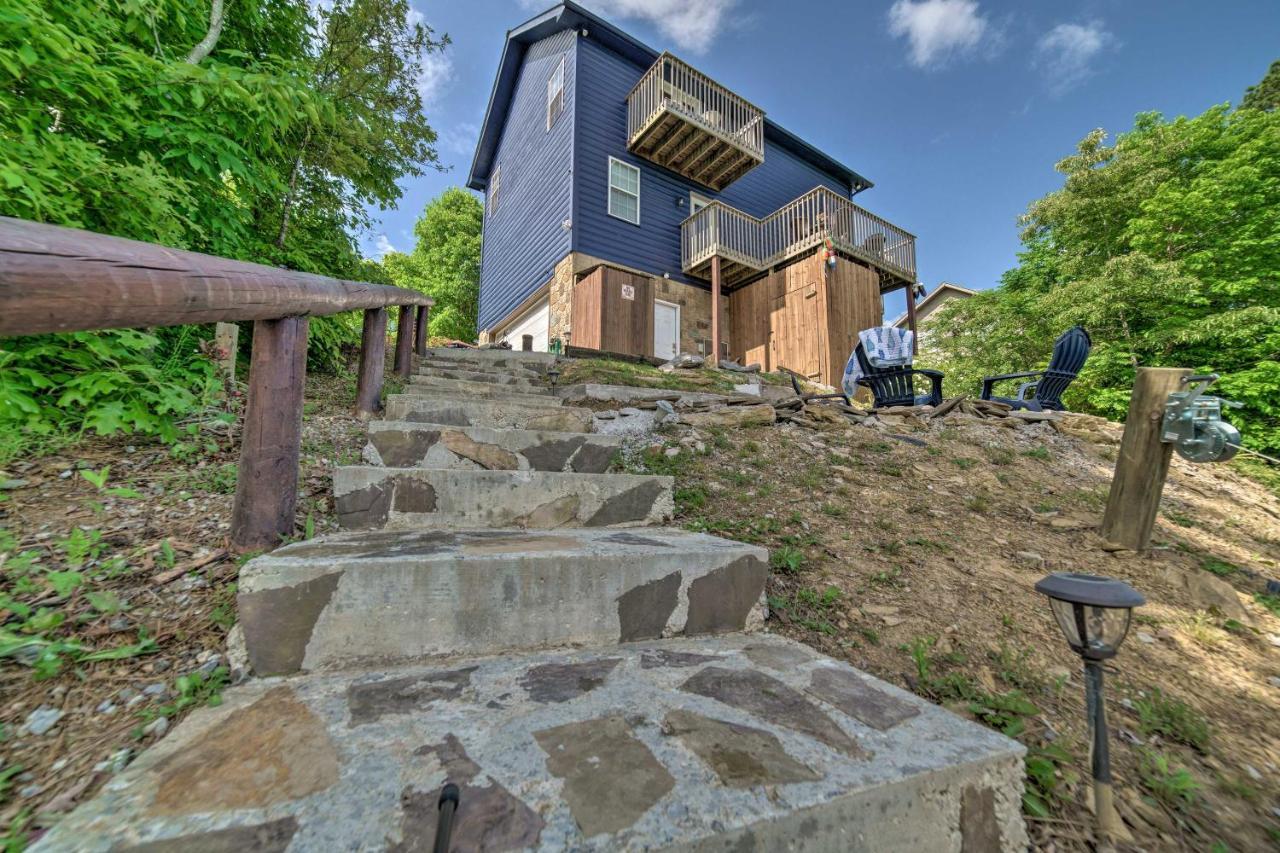 Sevierville Lake House With Deck And Foosball Table! ภายนอก รูปภาพ